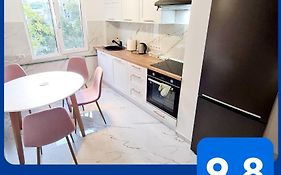 Eden Apartment